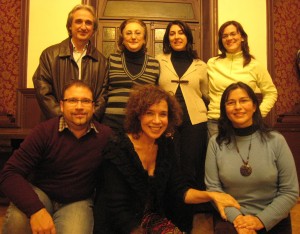 Standing: Paco Torres, Carmen Cayuela, Carla Franco y Ana Arribas. Sitting: Michael Thallium, Rosa García-Zarcos y Edith.