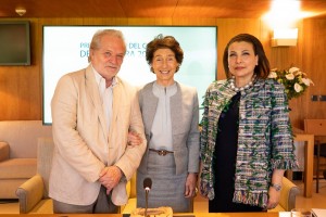 Maestro Péter Eötvös, Paloma O'Shea & Huda I. Alkhamis-Kanoo at Escuela Superior de Música Reina Sofía. Photo by Kirill Bashkirov